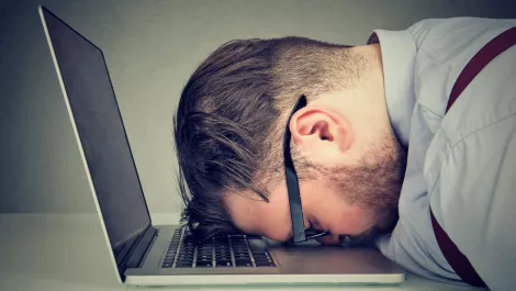 Remote employees struggling to access critical info