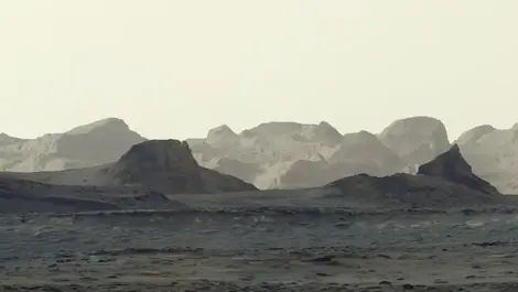 NASA rover takes striking image of dawn's early light on Mars